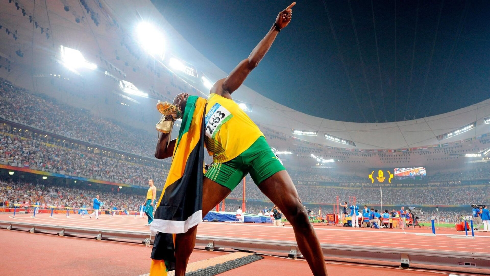 爱游戏(ayx)中国体育-西甲战况：皇家马德里防线稳固，曼城进攻受阻，苏炳添成最佳